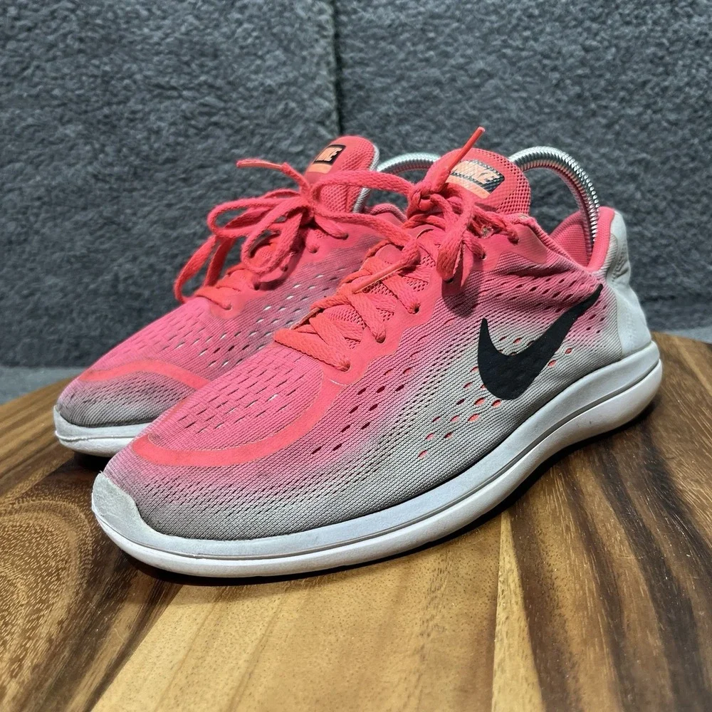 Nike Size 7Y Youth Running Shoes Low Top Sneakers Tennis‎ Shoes White Pink